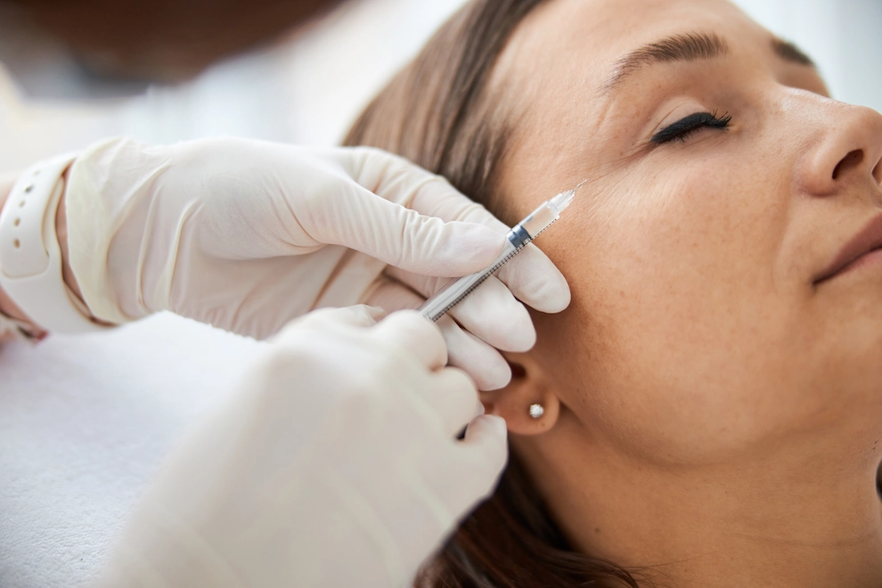 Advantages of Combining Botox and Dermal Fillers